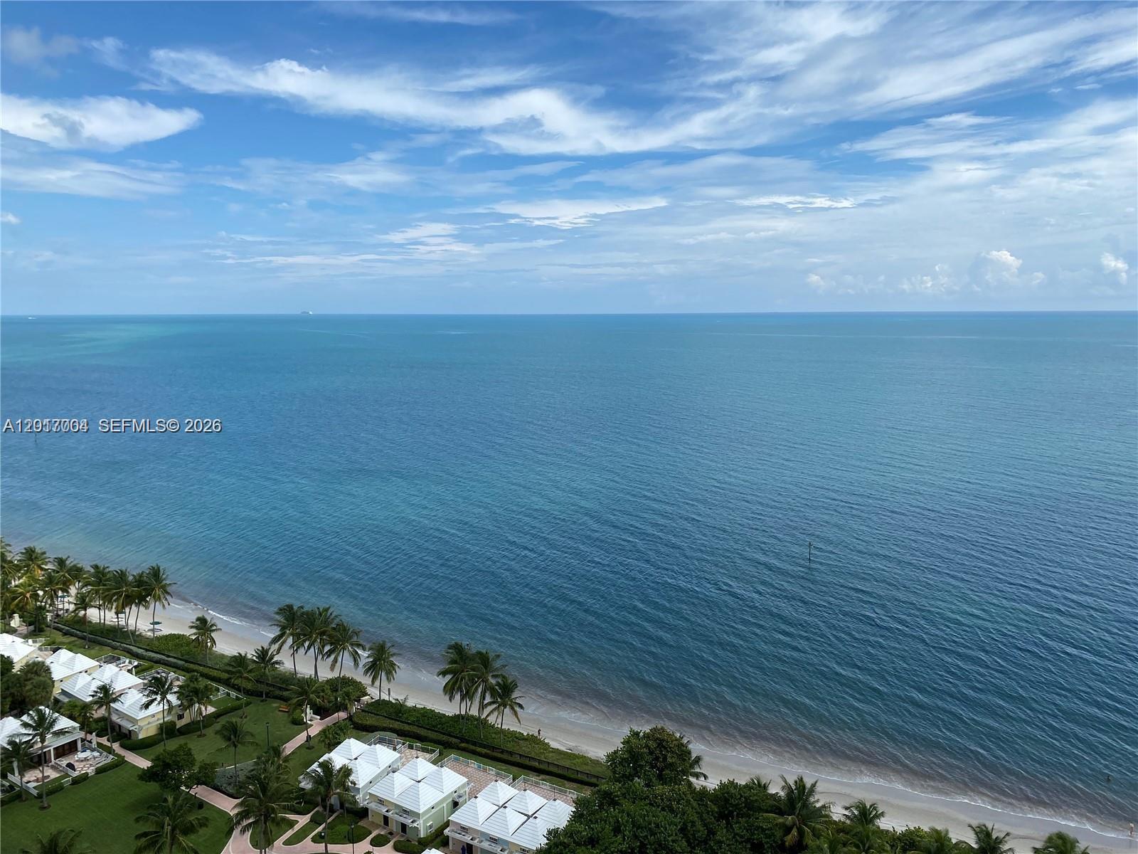 881 Ocean Dr # 10E