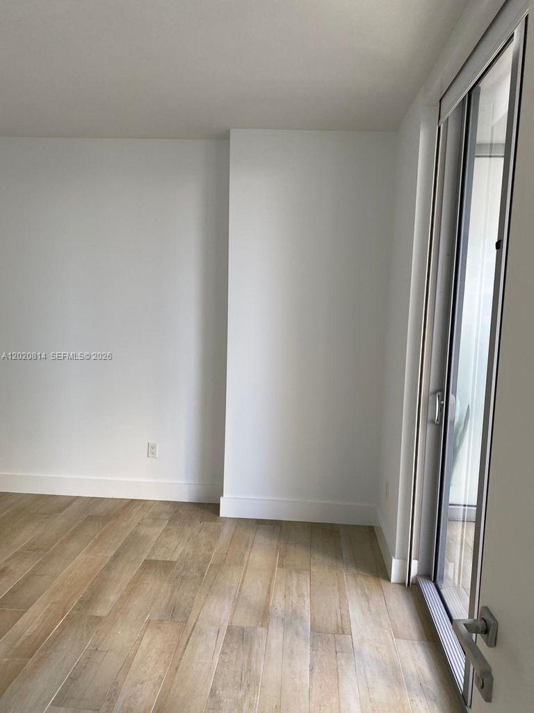 1300 Brickell Bay Dr # 1805