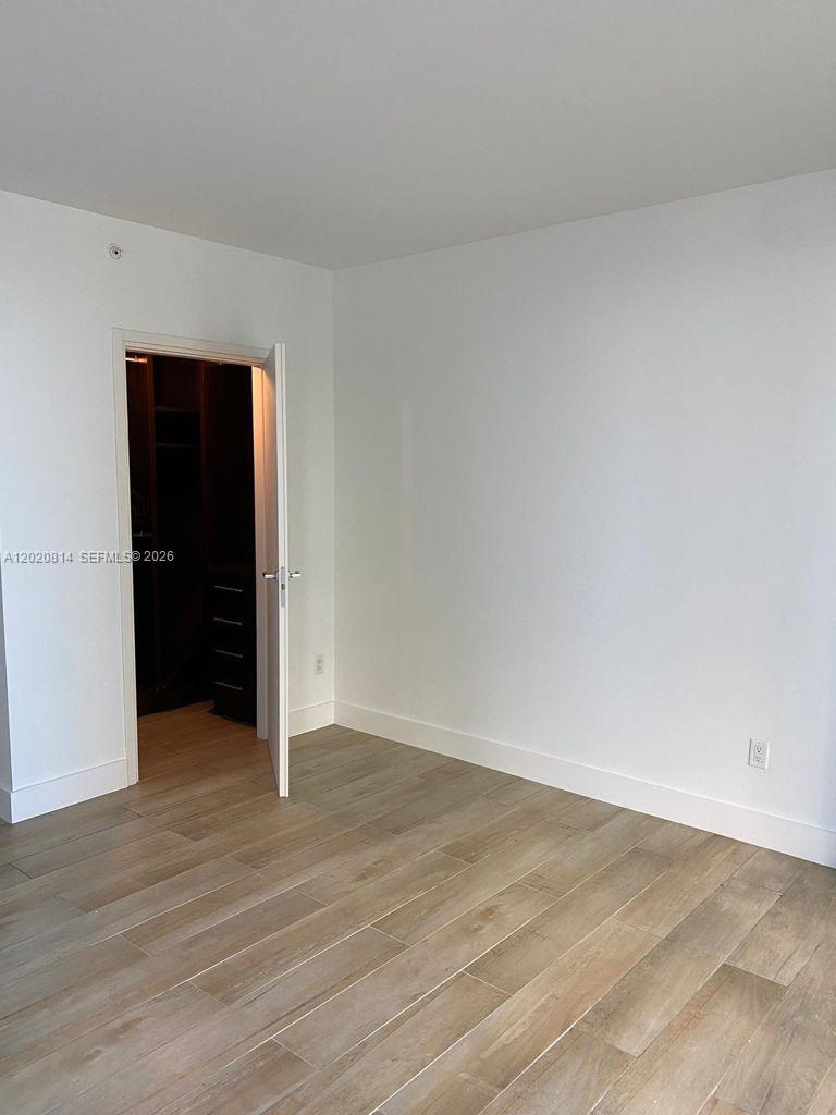 1300 Brickell Bay Dr # 1805