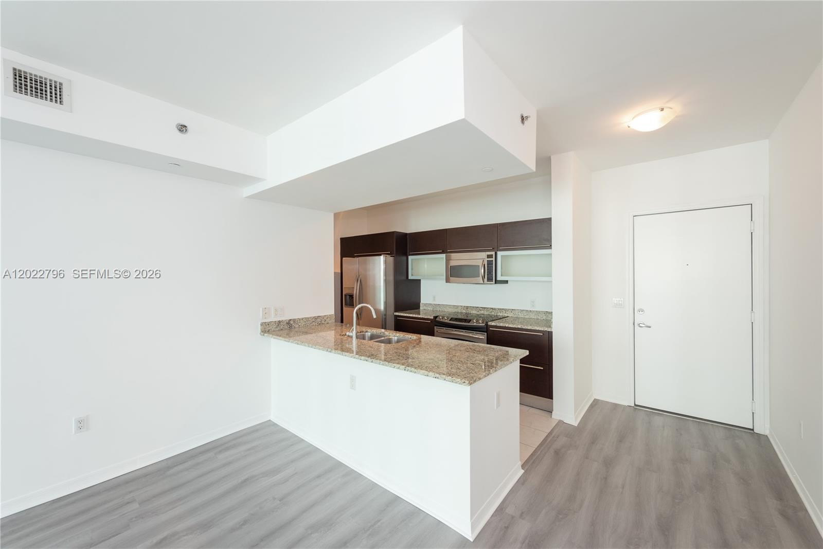 951 Brickell Ave # 2100