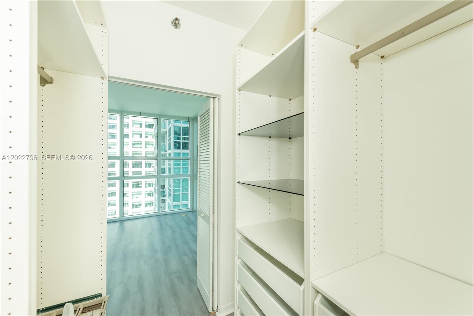 951 Brickell Ave # 2100