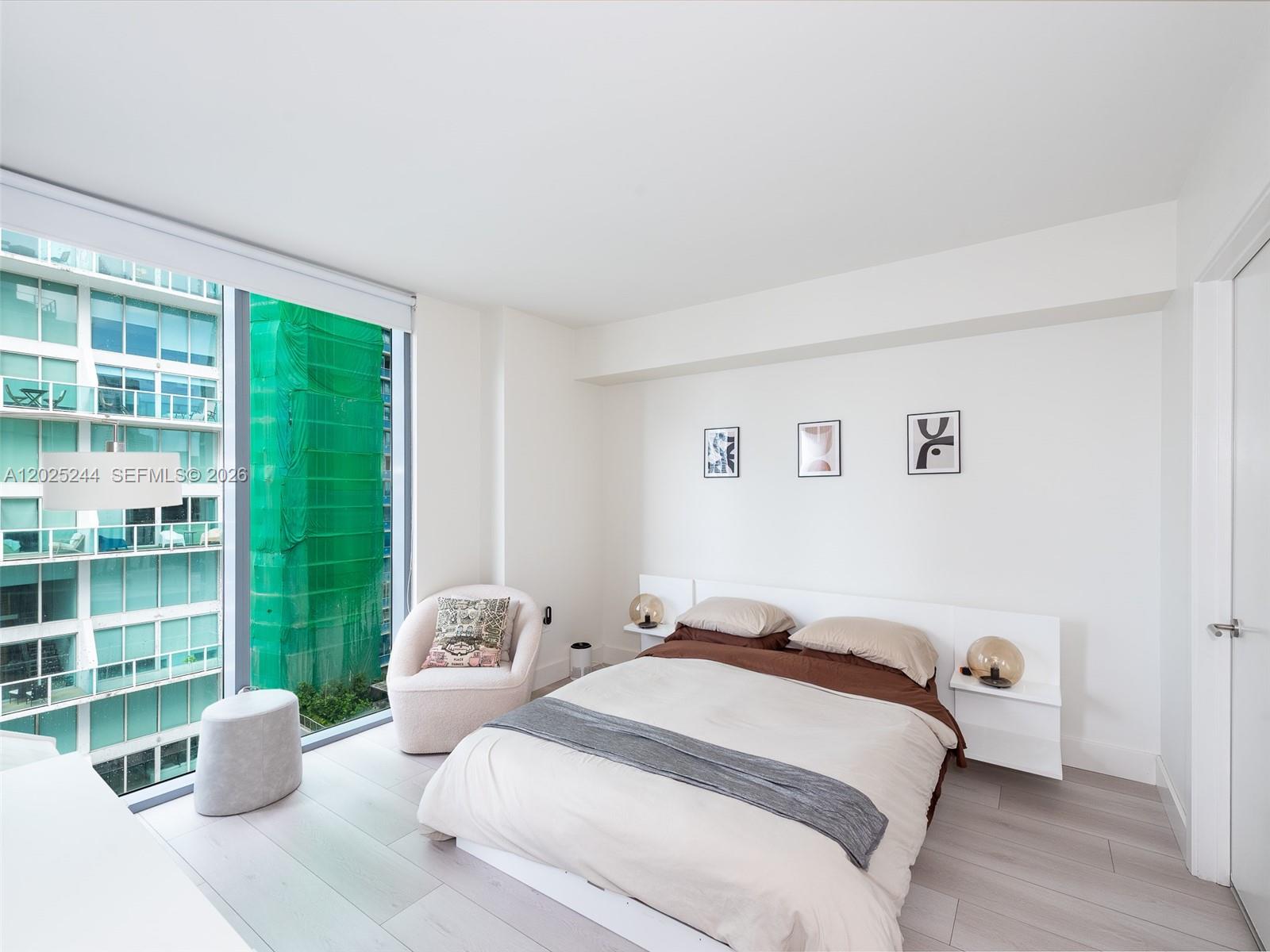 31 SE 6th St # 2506