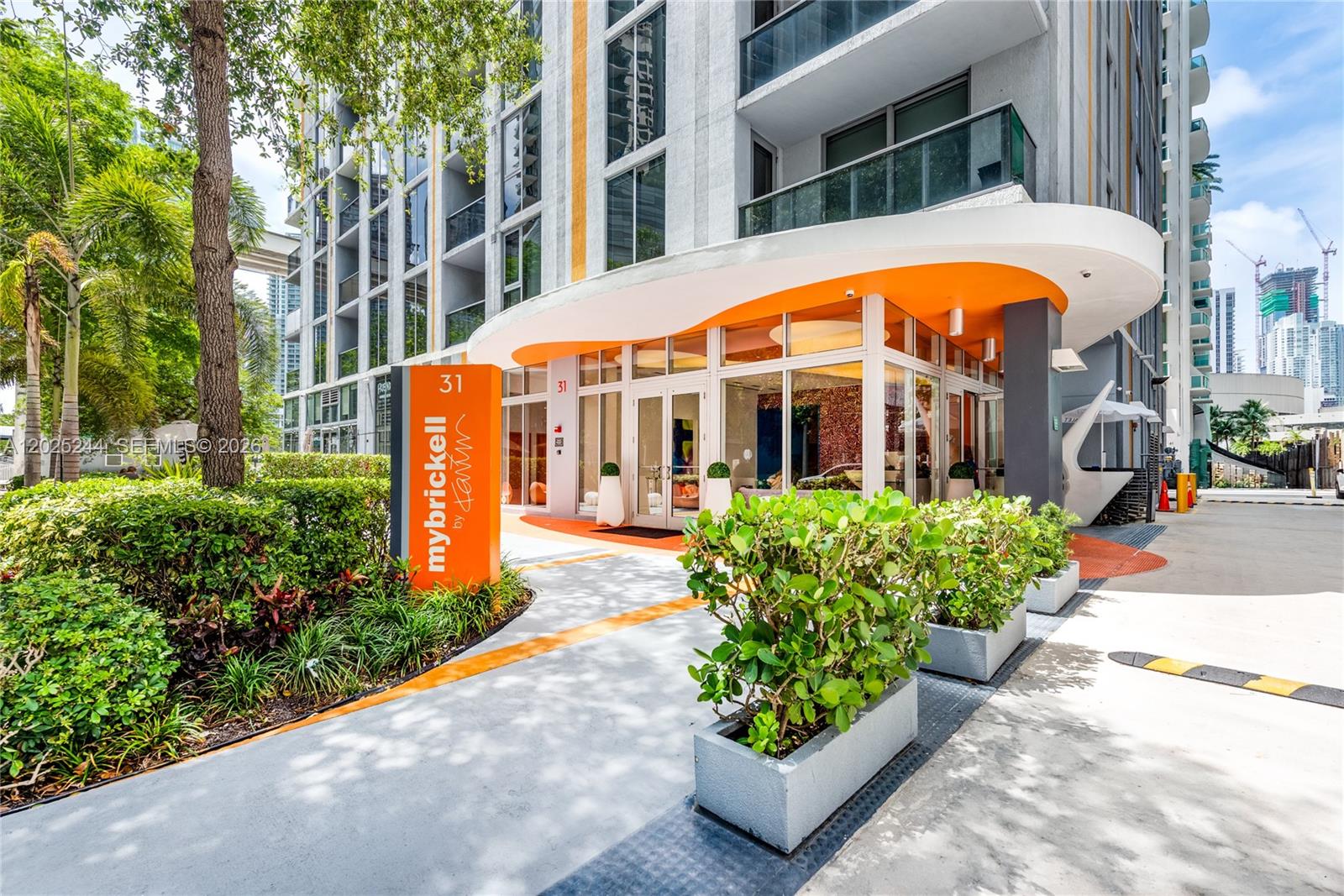 31 SE 6th St # 2506