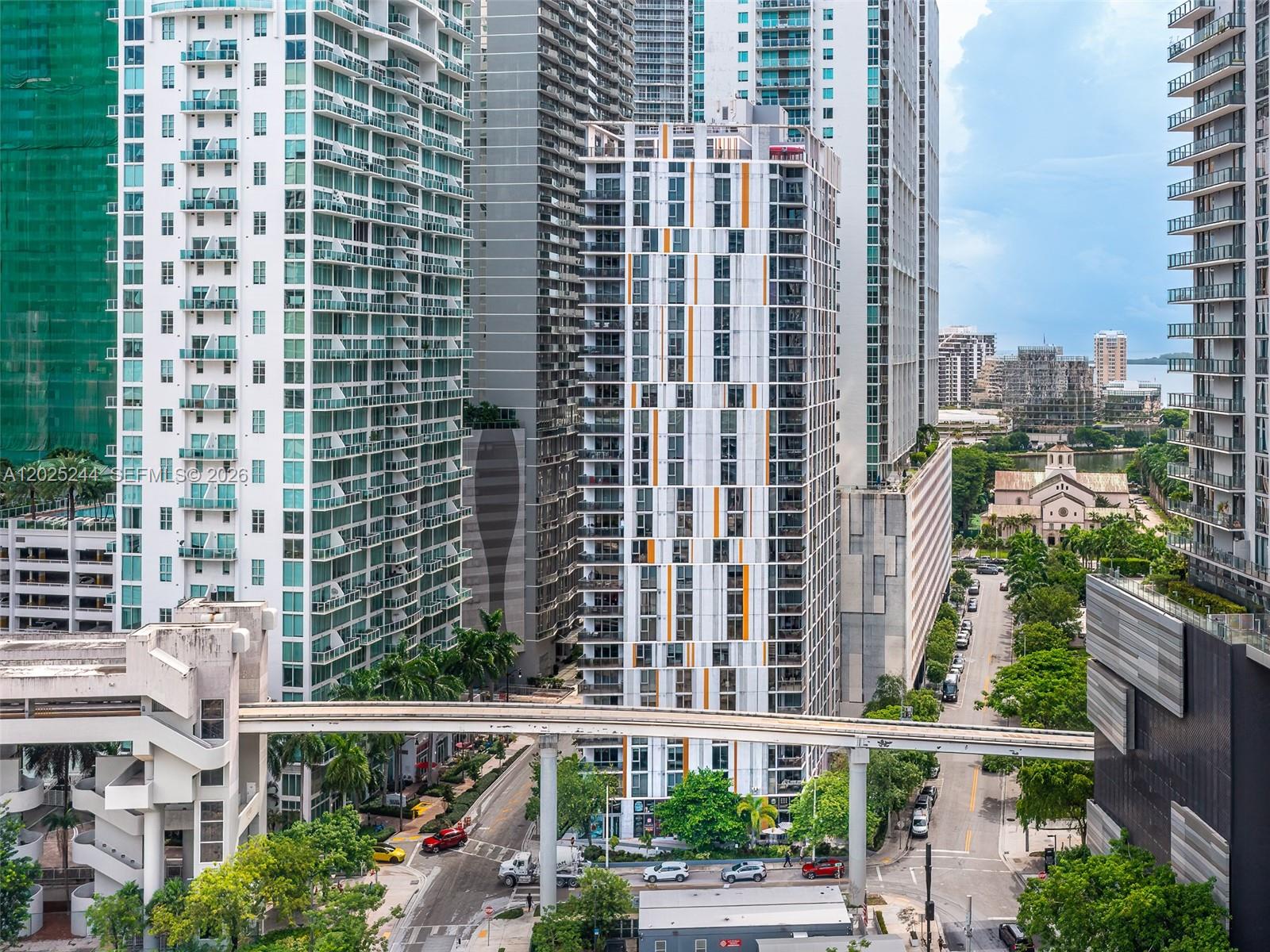 31 SE 6th St # 2506