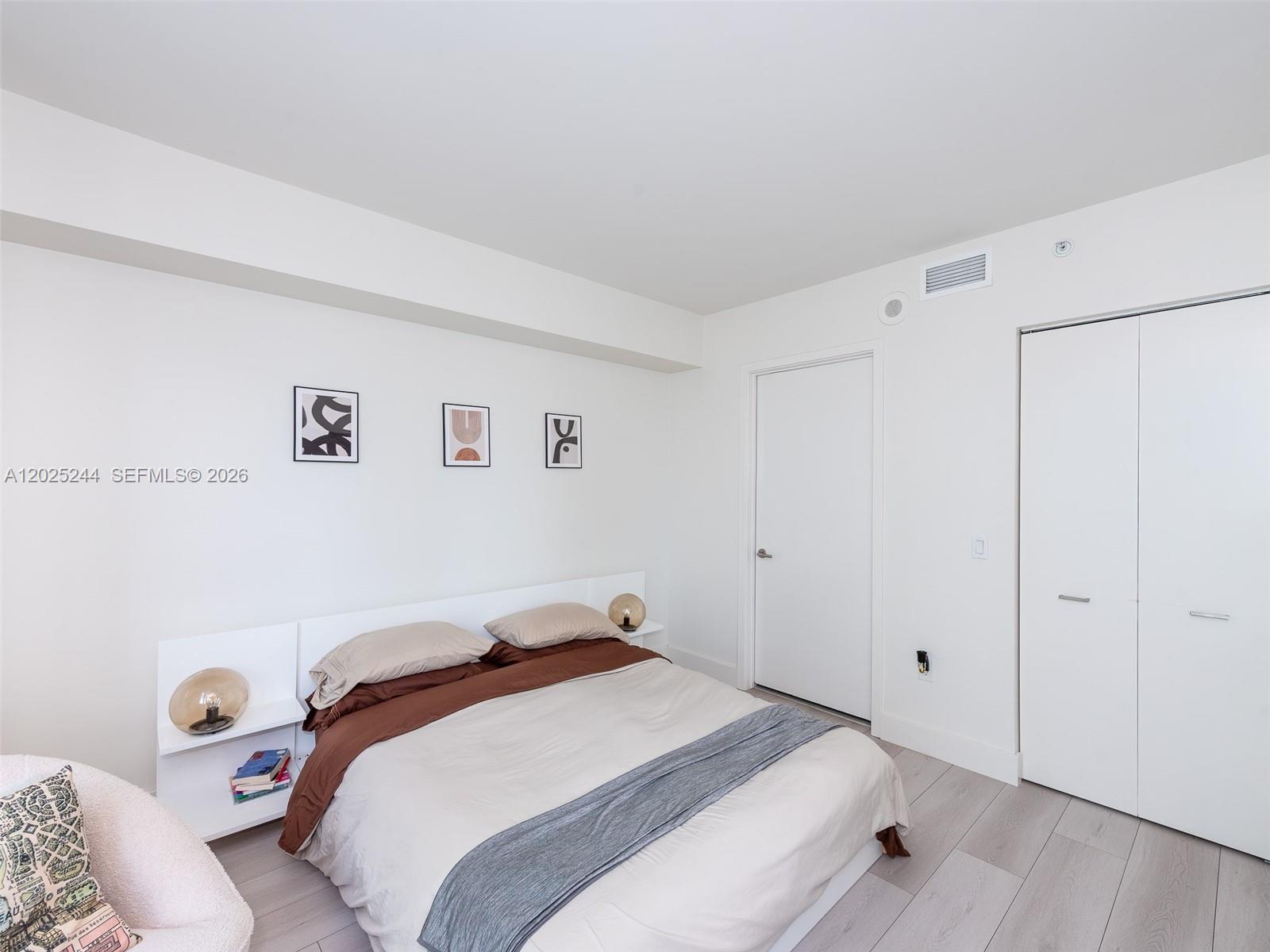 31 SE 6th St # 2506