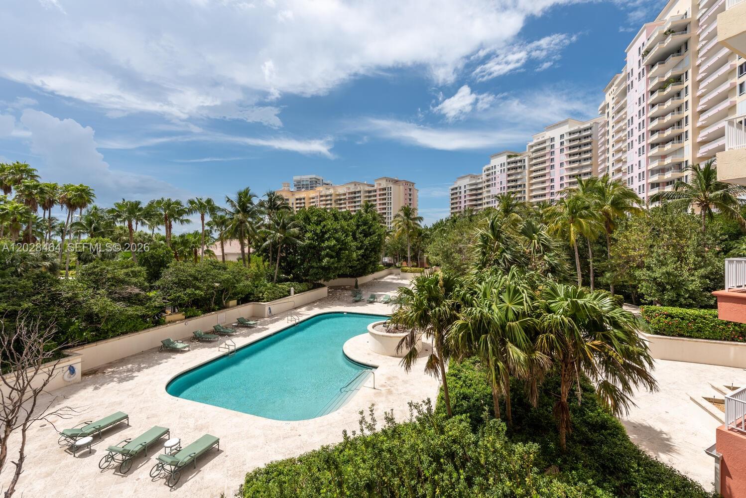 781 Crandon Blvd # 405