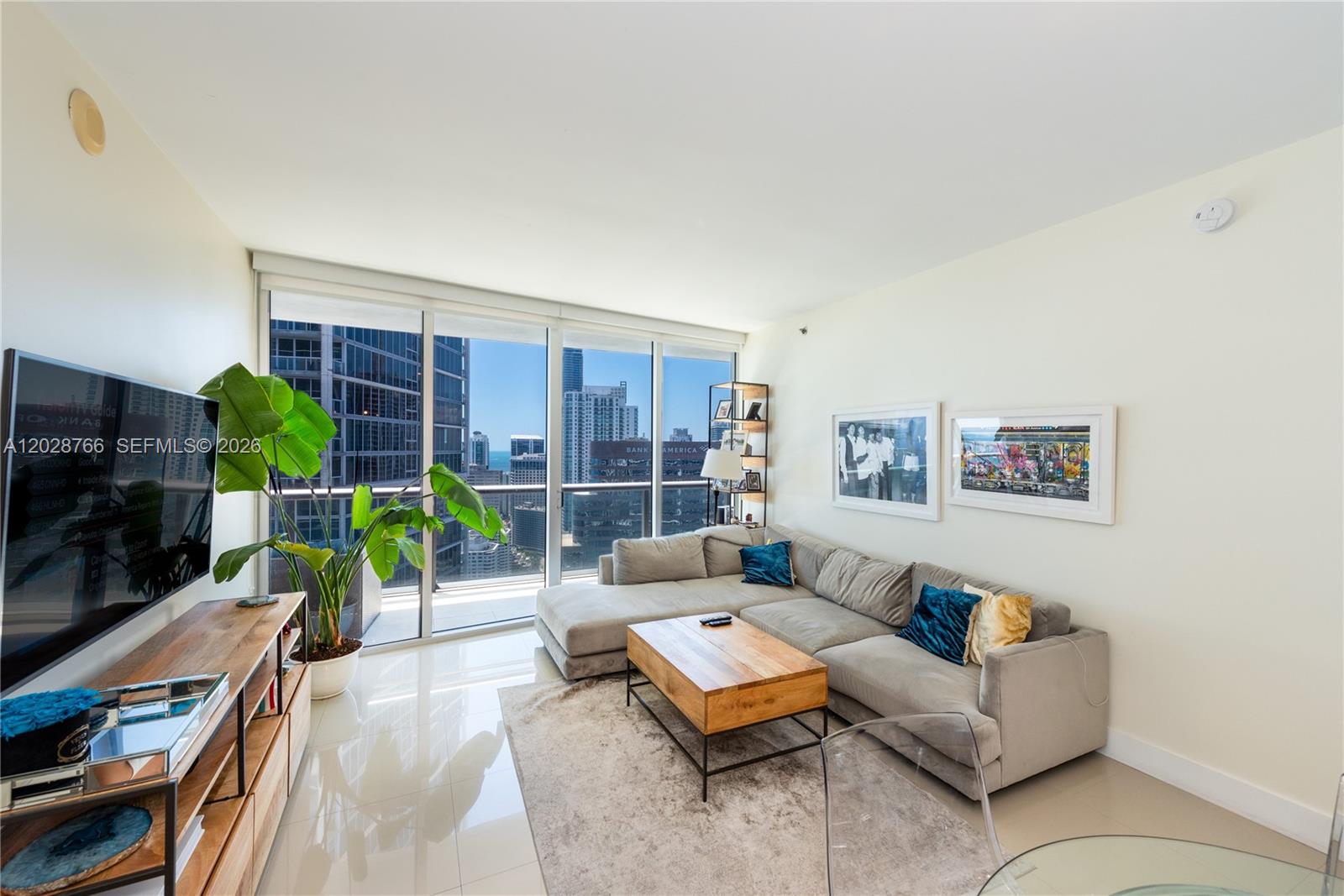 475 Brickell Ave # 4213