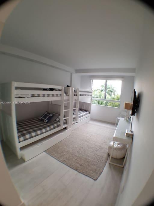 151 Crandon Blvd # 405