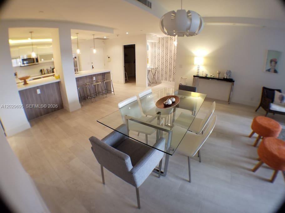 151 Crandon Blvd # 405