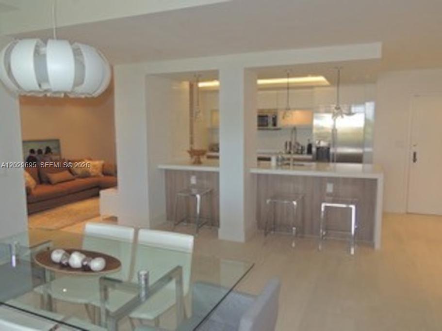 151 Crandon Blvd # 405