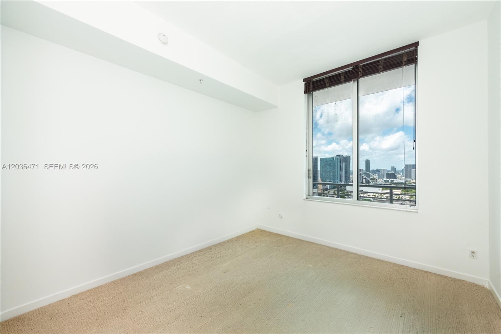 335 S Biscayne Blvd # 04 Unit: LPH-04