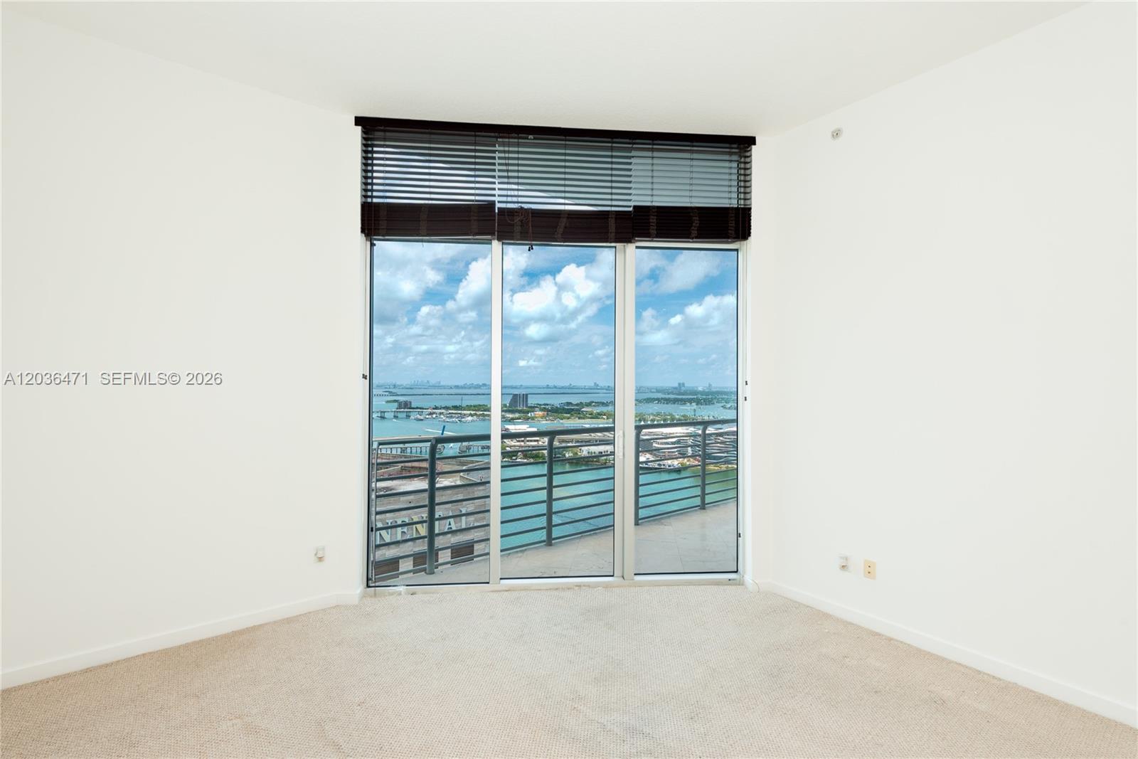 335 S Biscayne Blvd # 04 Unit: LPH-04