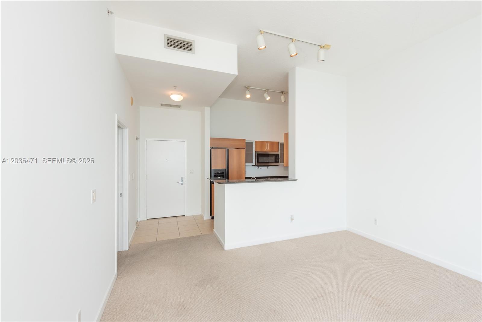 335 S Biscayne Blvd # 04 Unit: LPH-04