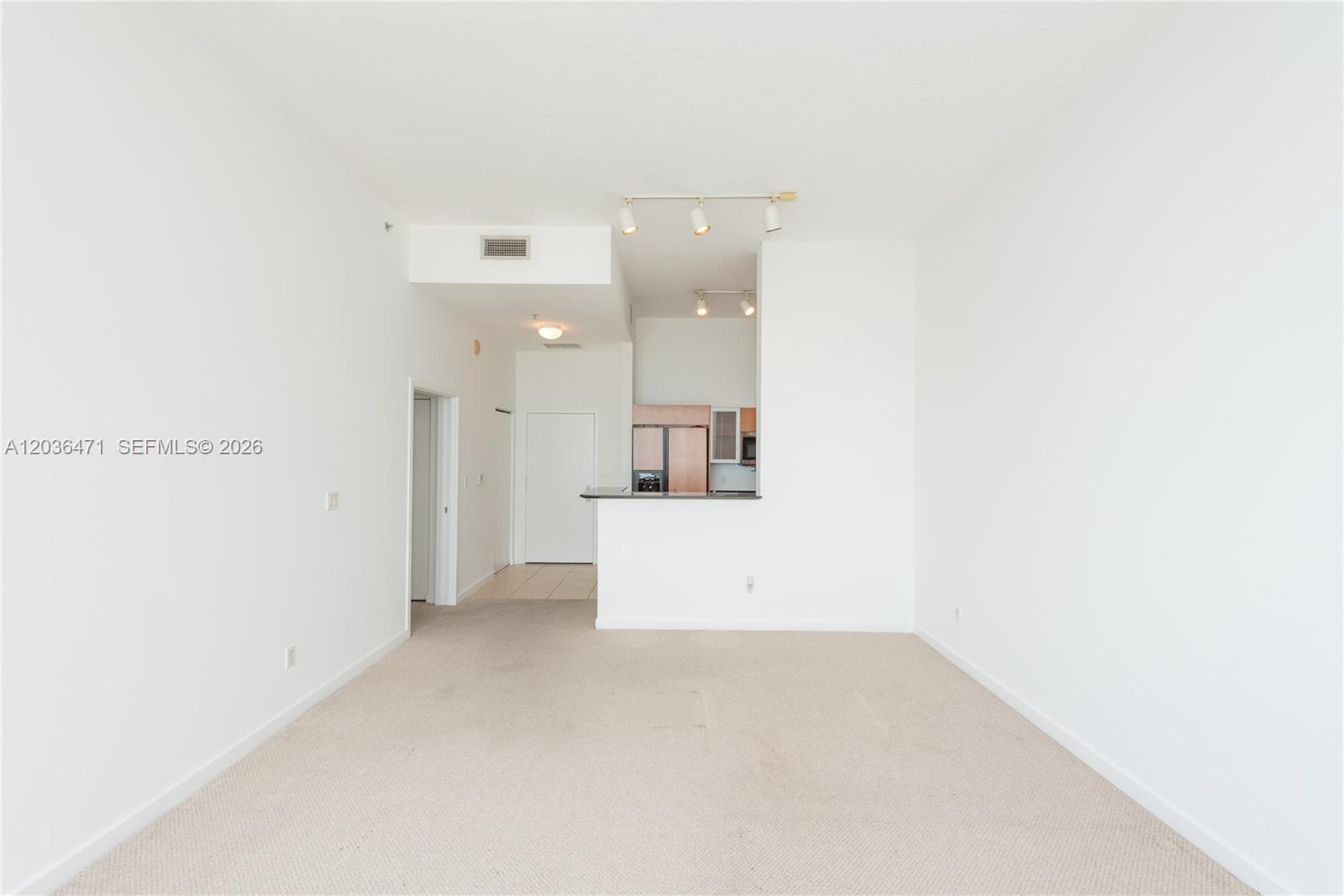 335 S Biscayne Blvd # 04 Unit: LPH-04