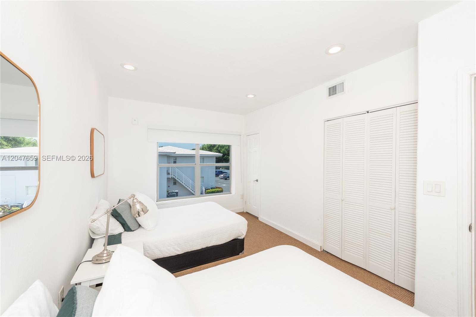 9940 Collins Ave # 10