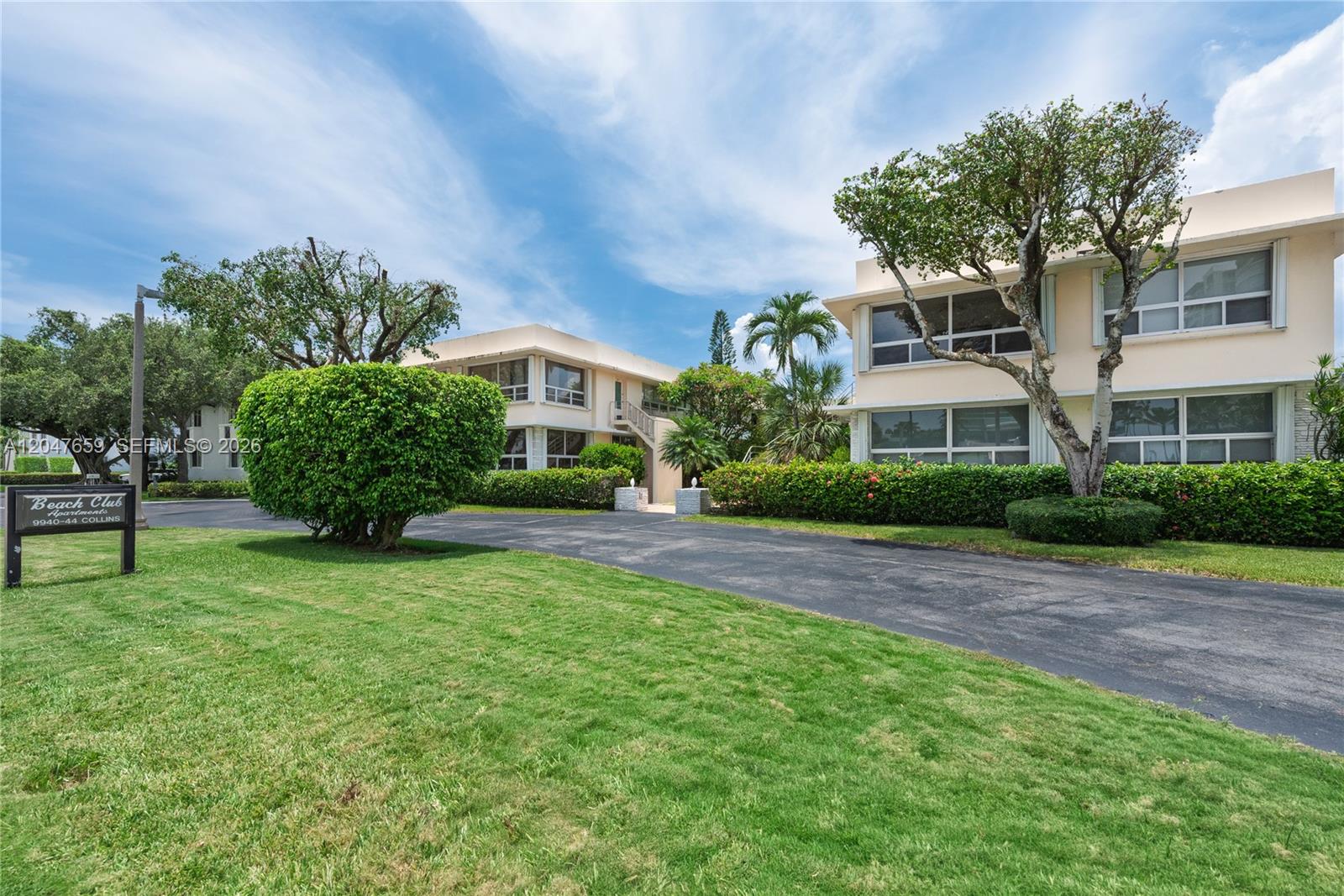 9940 Collins Ave # 10