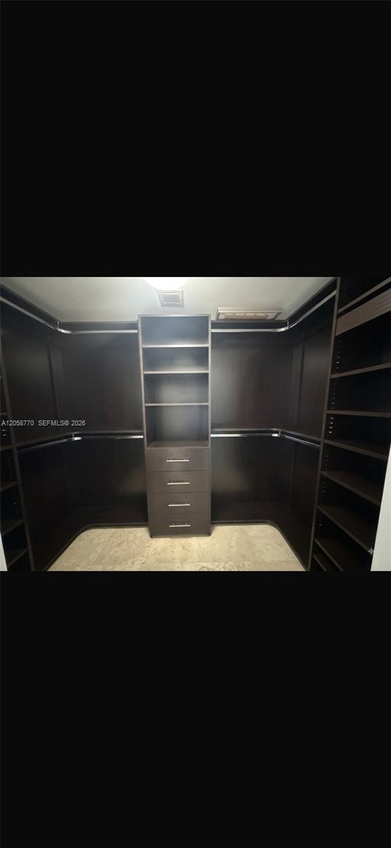 2475 Brickell Ave # 1609