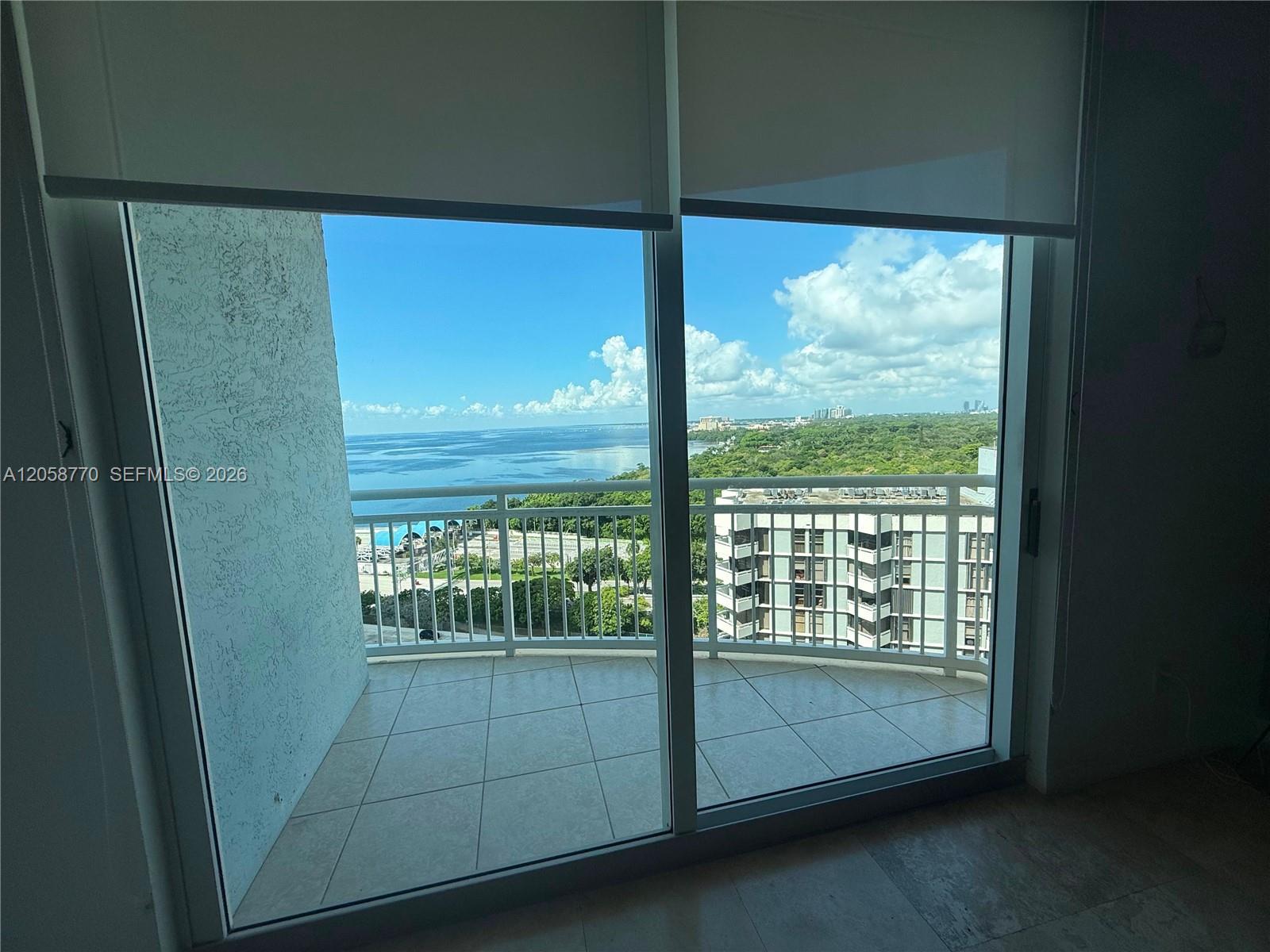2475 Brickell Ave # 1609