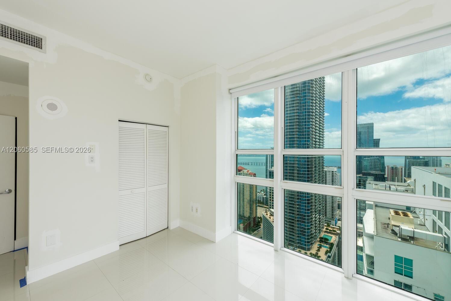 950 Brickell Bay Dr # 4801