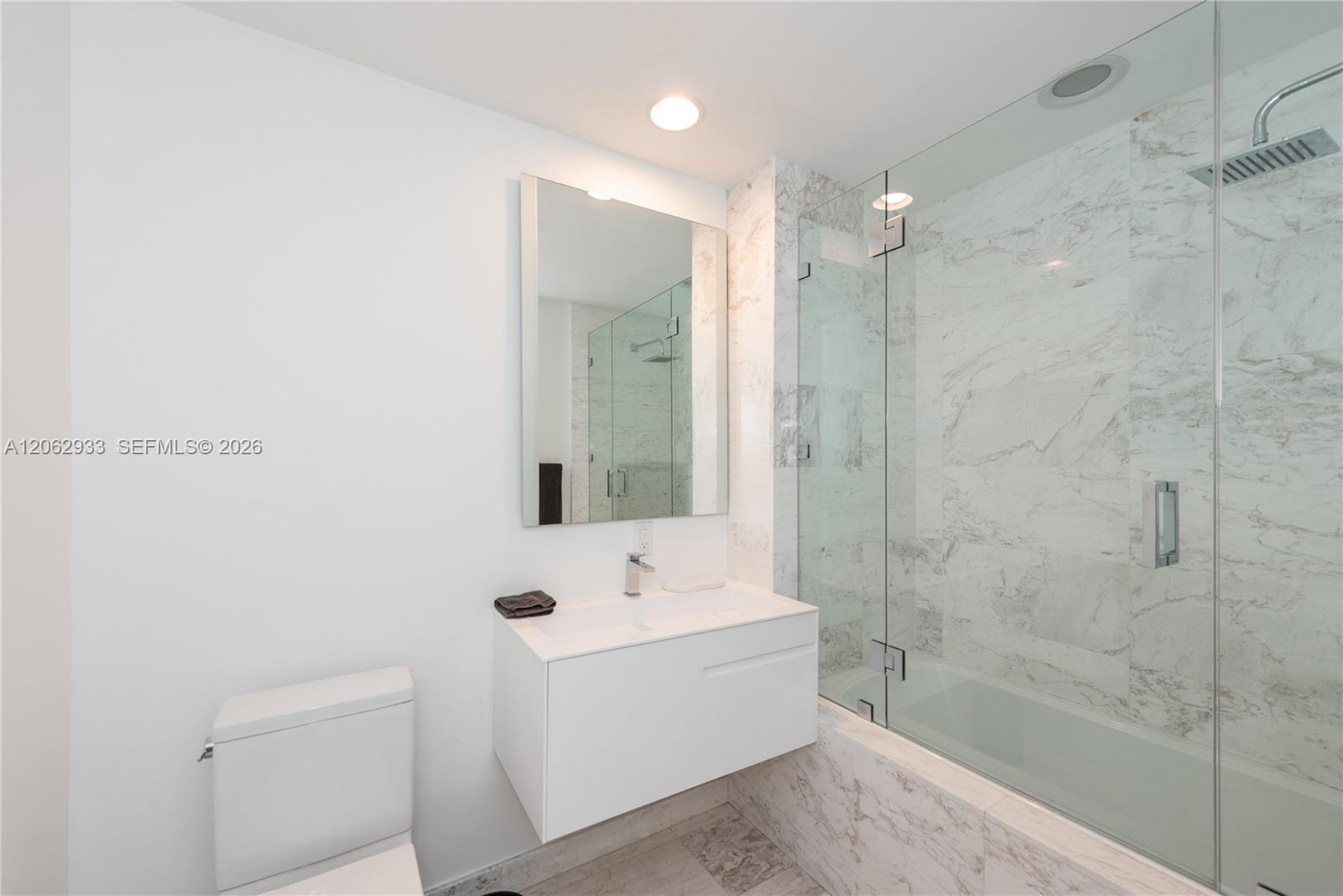 360 Ocean Dr # 904S