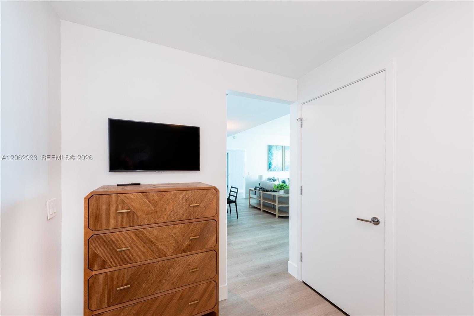 360 Ocean Dr # 904S