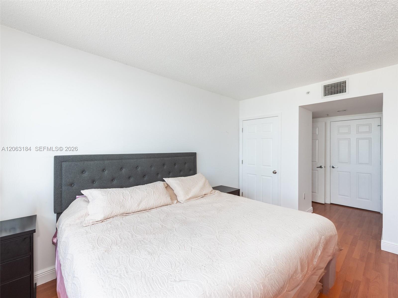 1155 Brickell Bay Dr # 3403