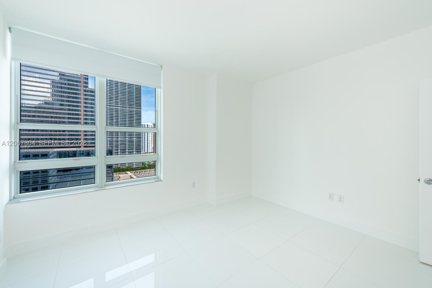 950 Brickell Bay Dr # 2208