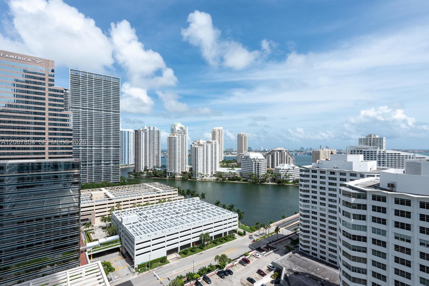 950 Brickell Bay Dr # 2208