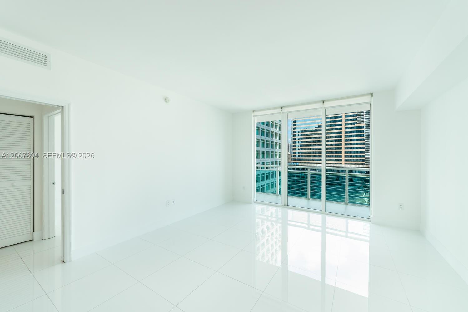 950 Brickell Bay Dr # 2208