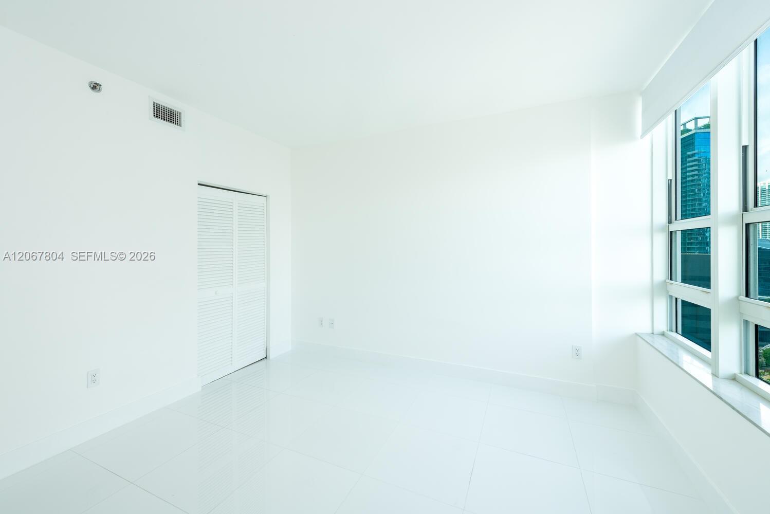 950 Brickell Bay Dr # 2208