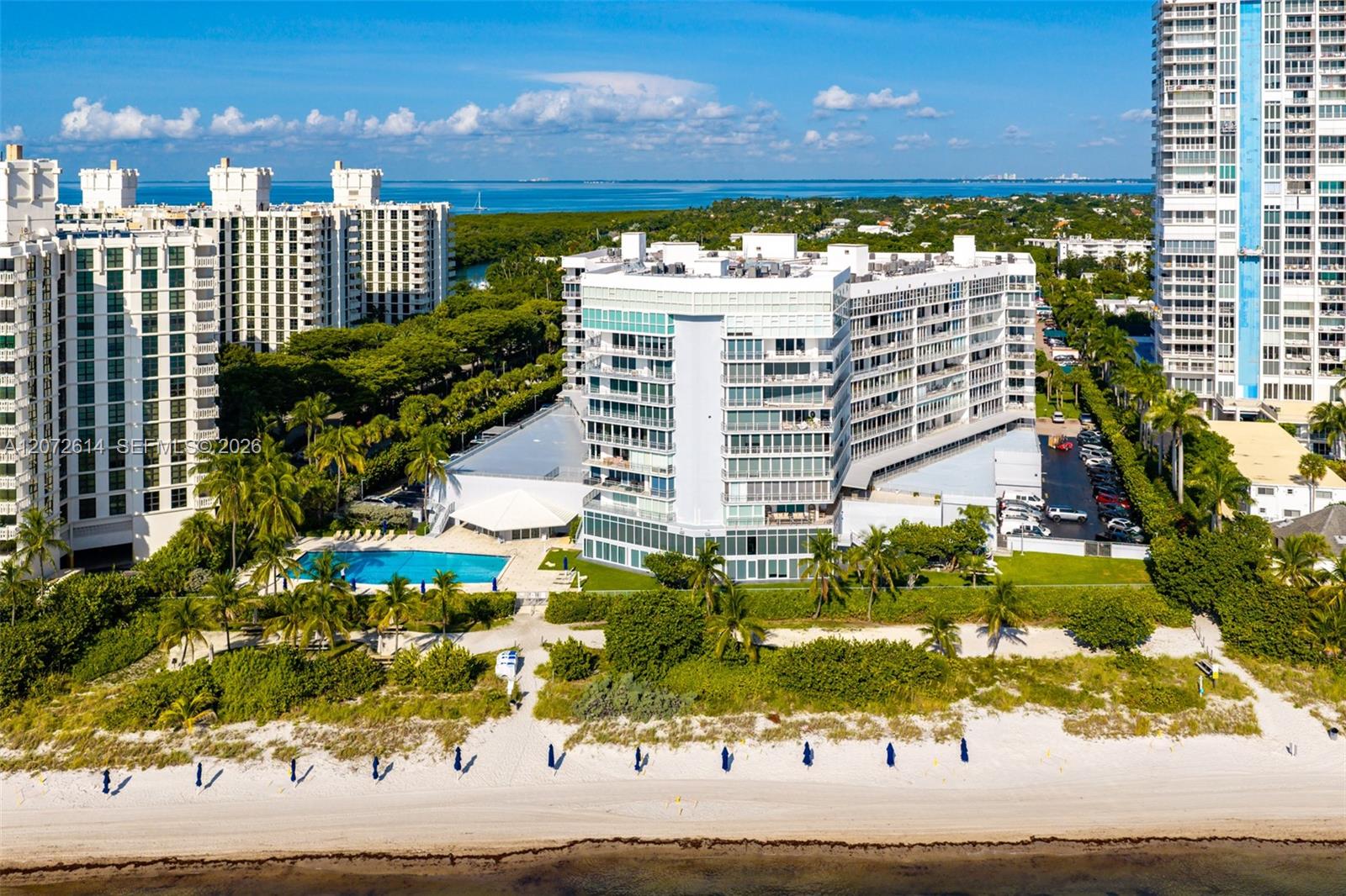 600 Grapetree Dr Unit: 6BS