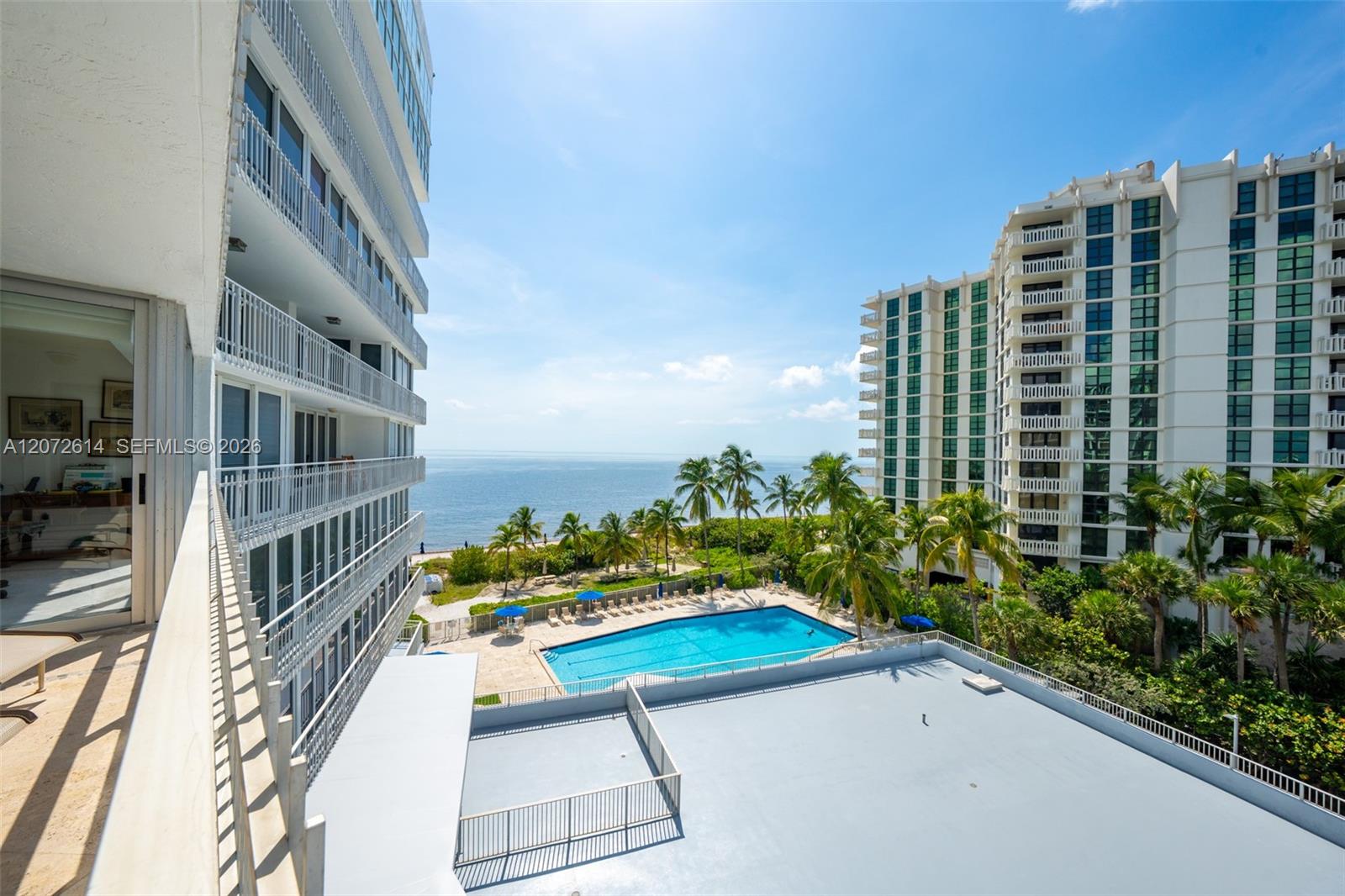 600 Grapetree Dr Unit: 6BS