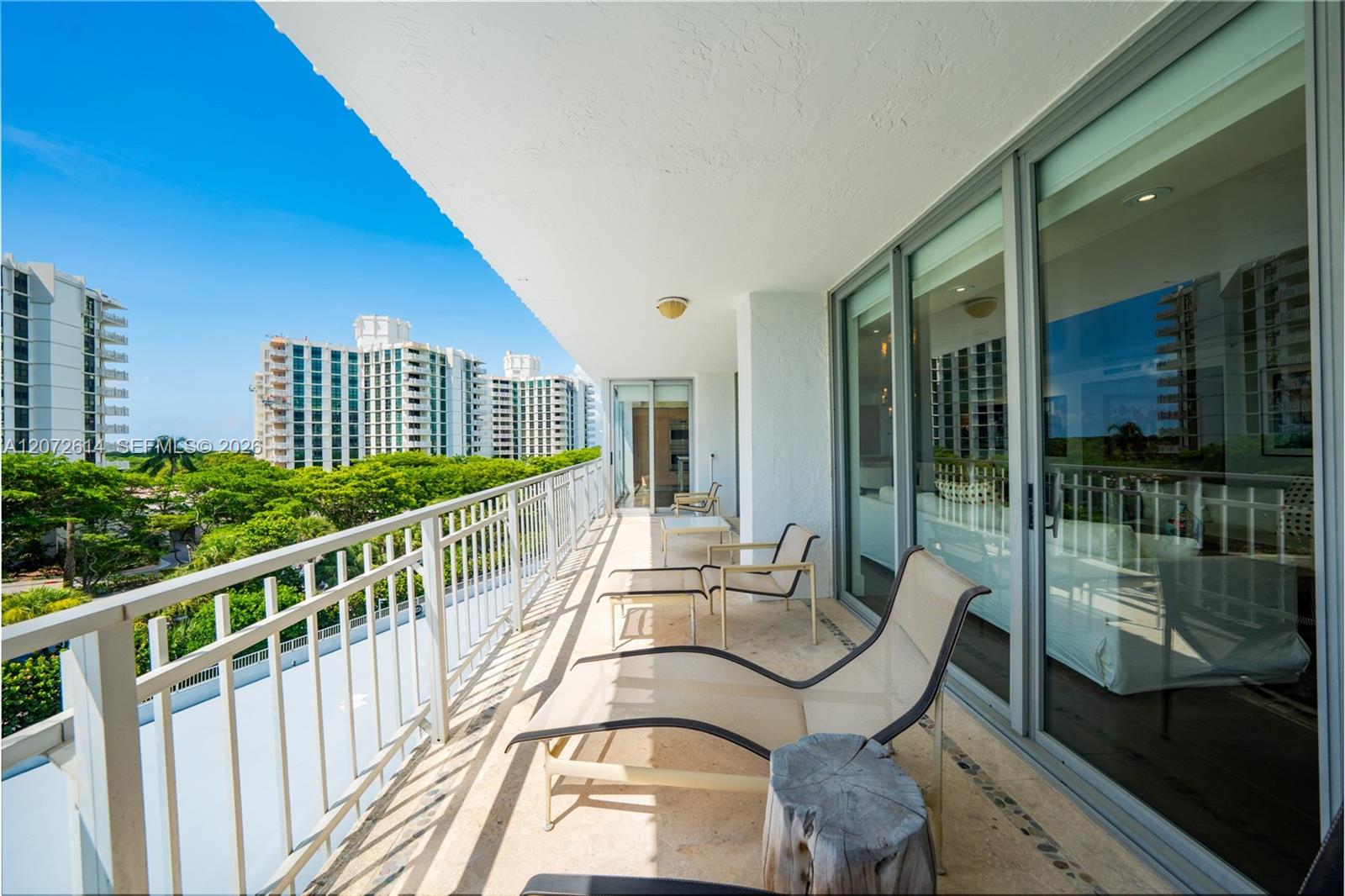 600 Grapetree Dr Unit: 6BS