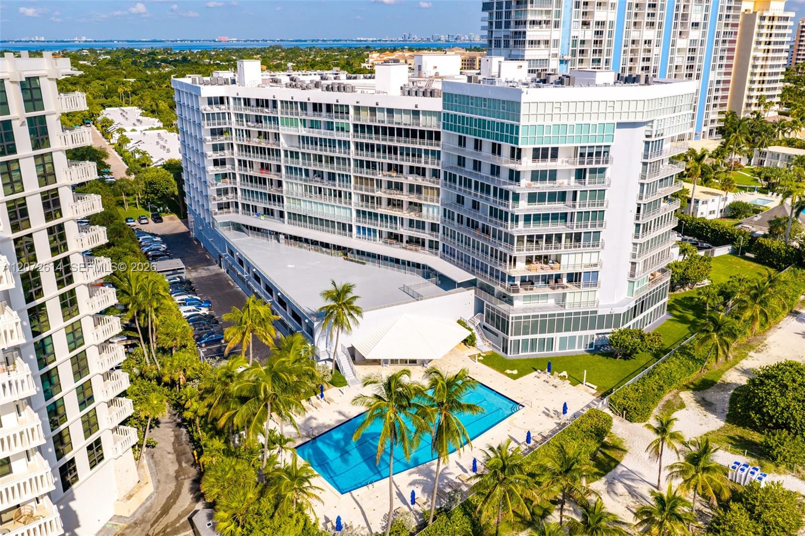 600 Grapetree Dr Unit: 6BS