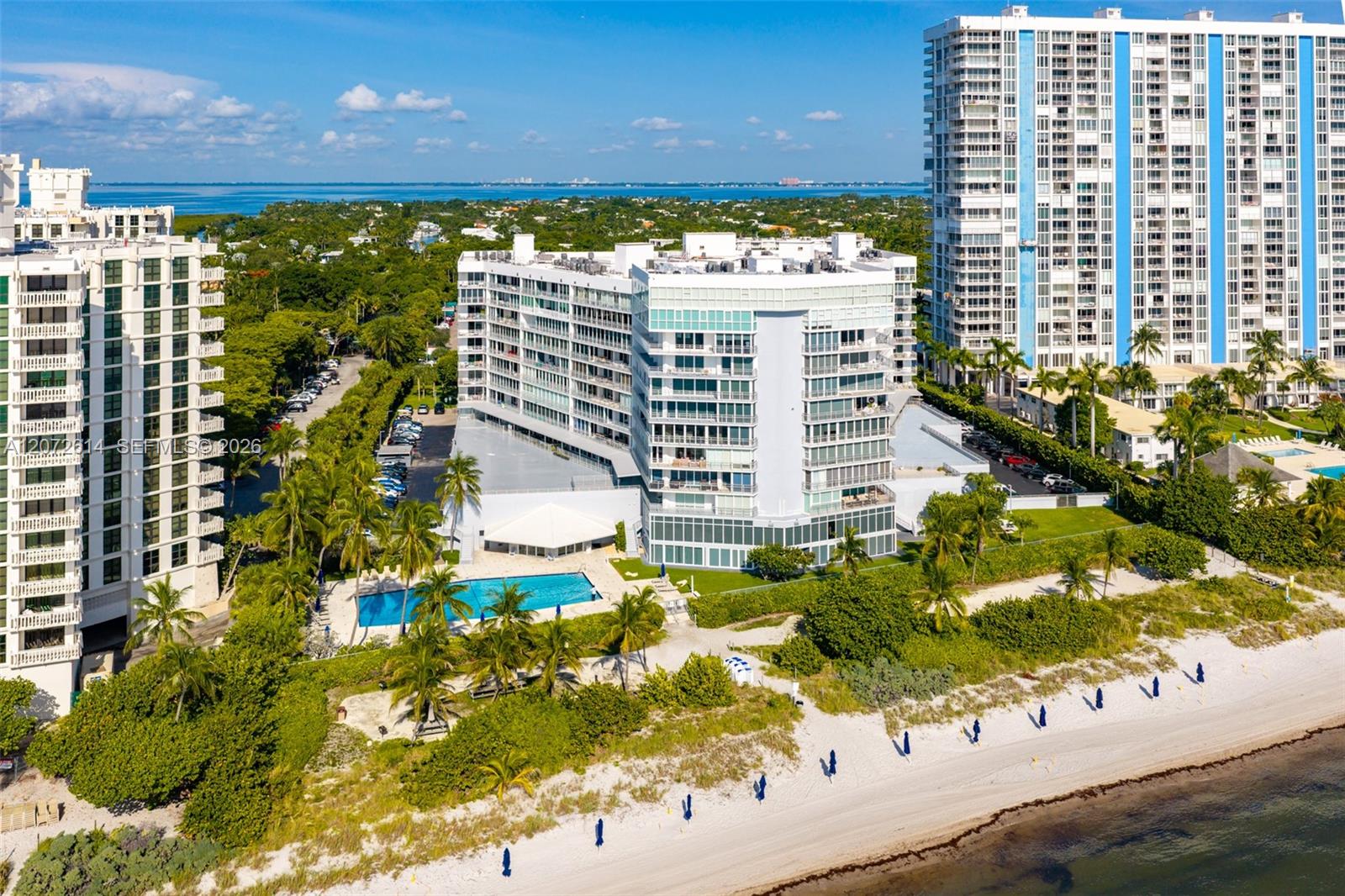 600 Grapetree Dr Unit: 6BS