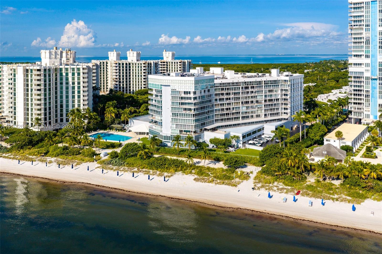 600 Grapetree Dr Unit: 6BS
