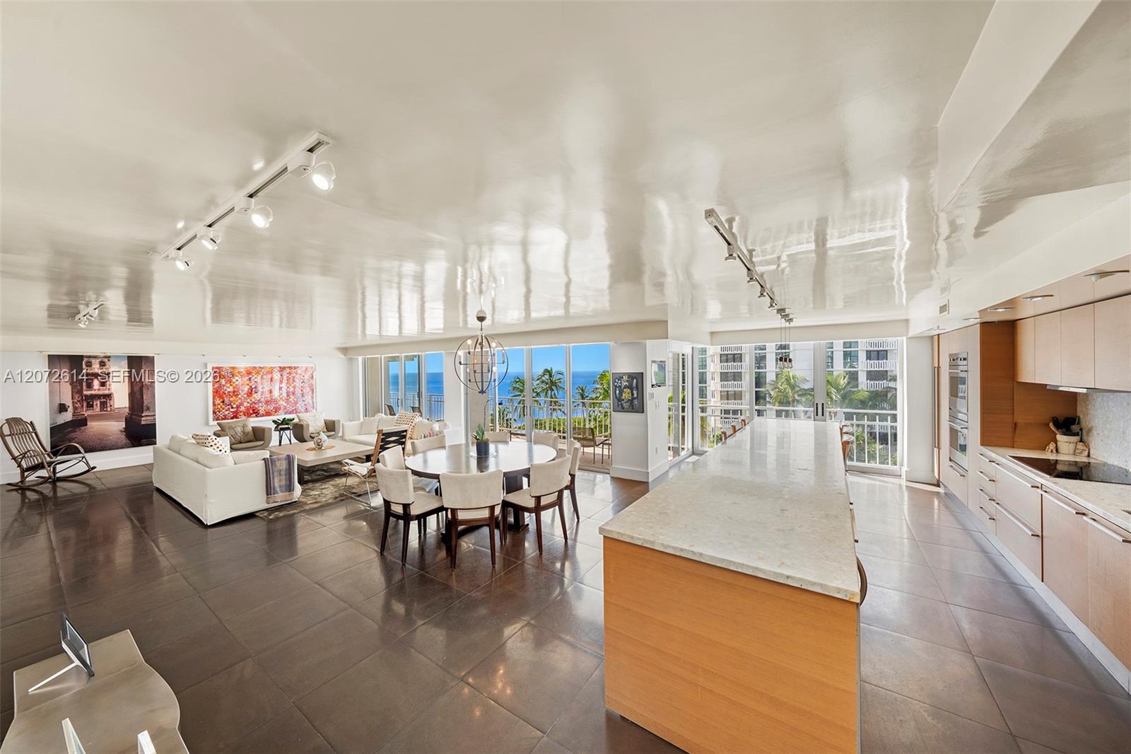 600 Grapetree Dr Unit: 6BS