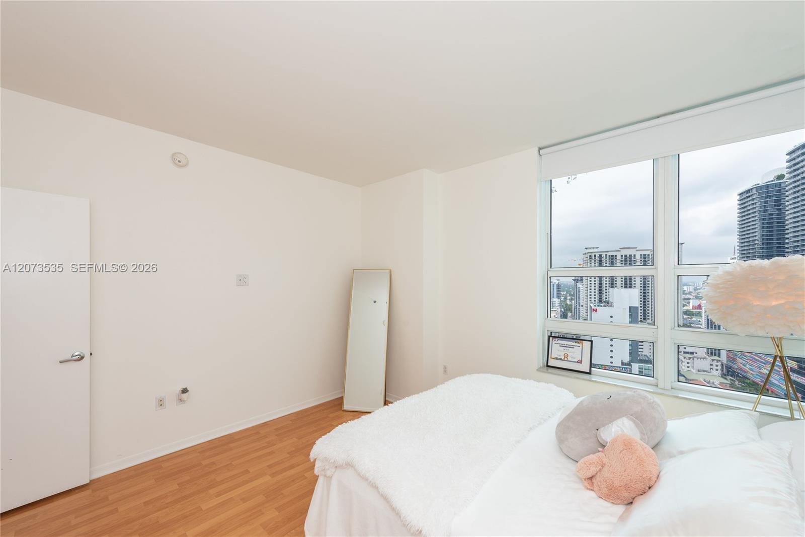 951 Brickell Ave # 2709