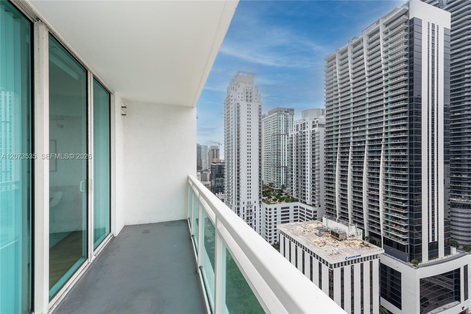 951 Brickell Ave # 2709
