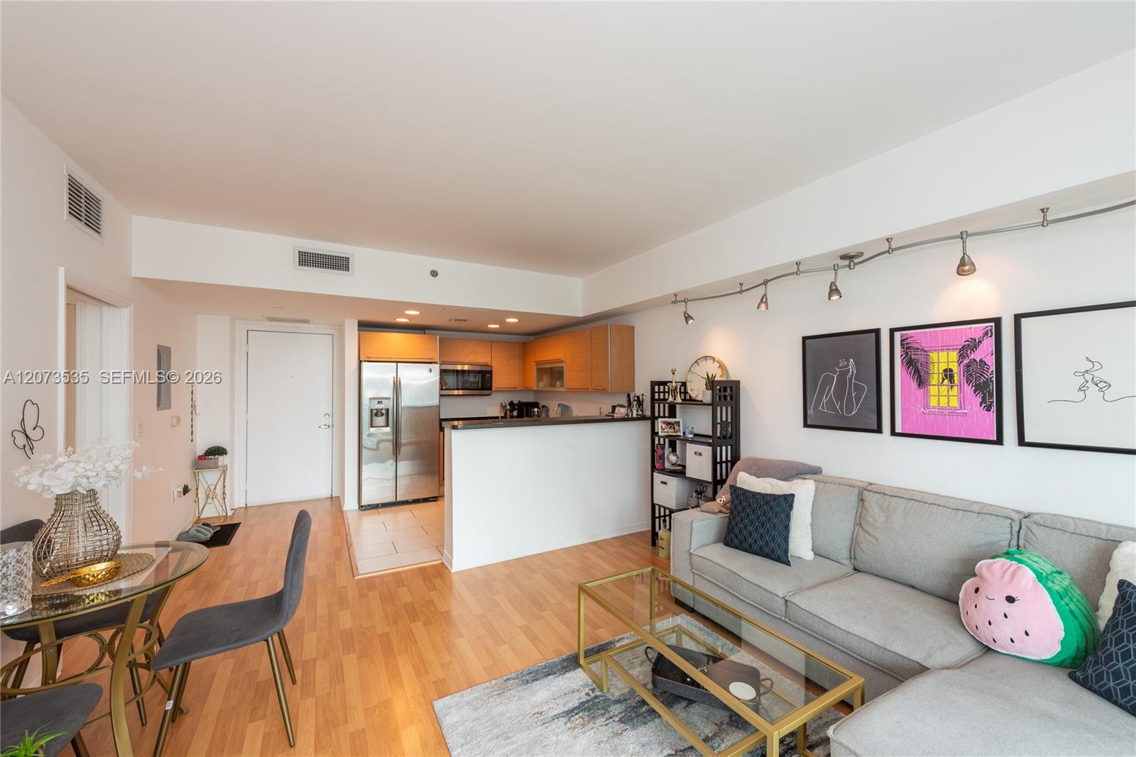 951 Brickell Ave # 2709