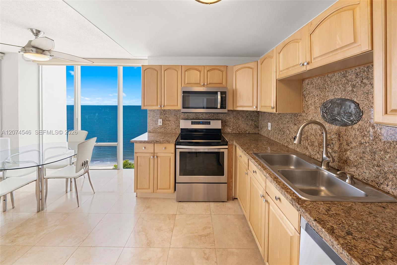 881 Ocean Dr # 16F
