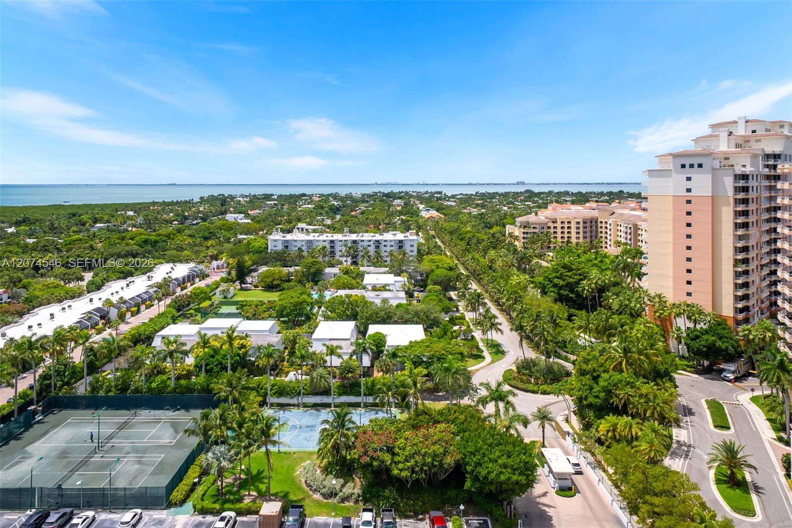 881 Ocean Dr # 16F
