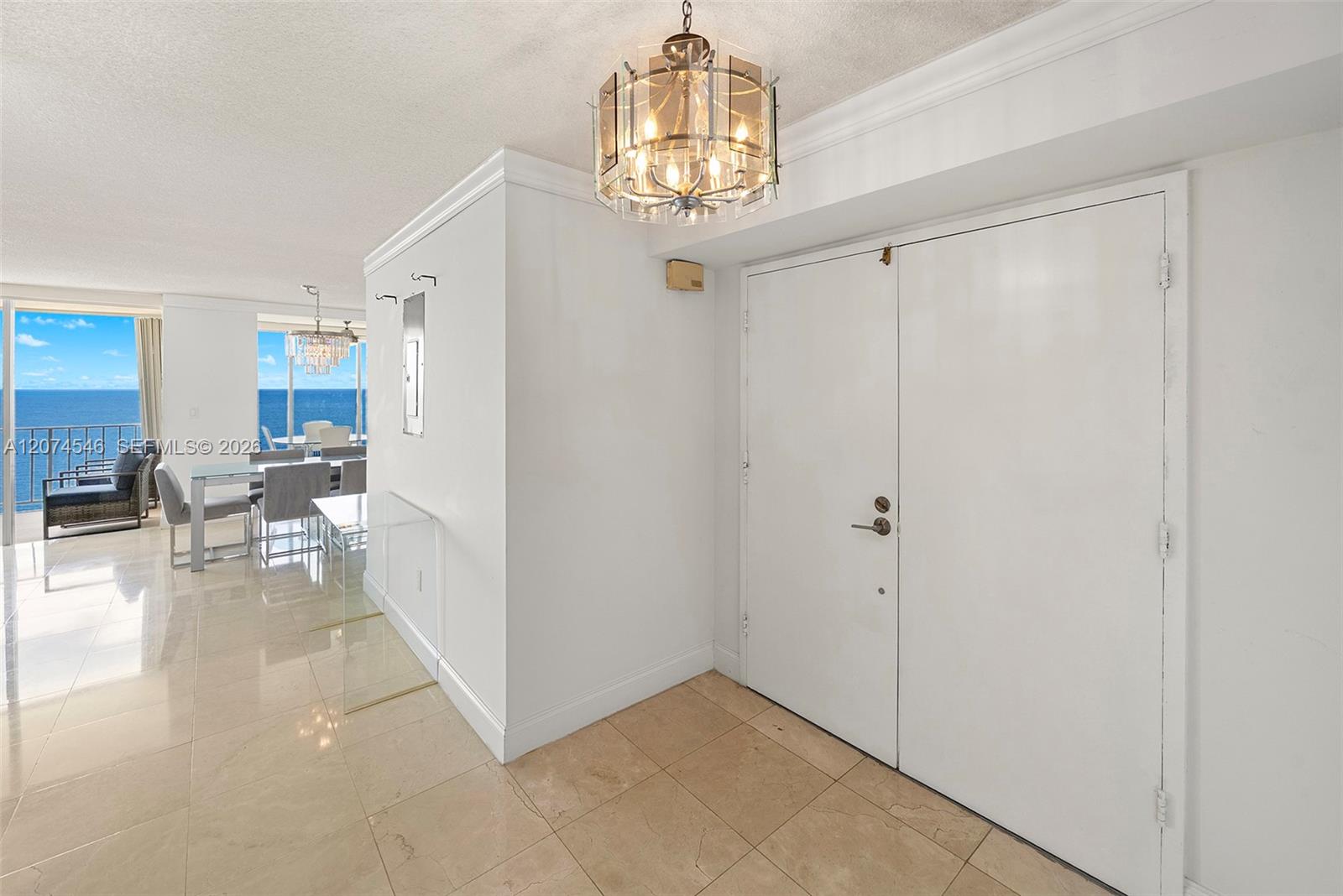 881 Ocean Dr # 16F