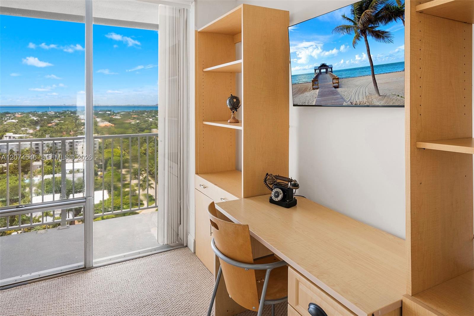 881 Ocean Dr # 16F