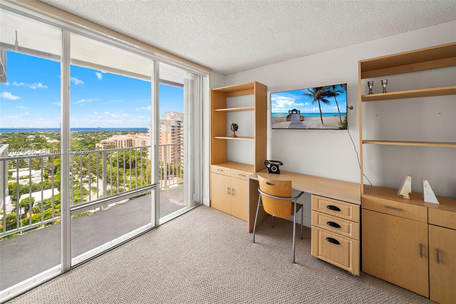 881 Ocean Dr # 16F