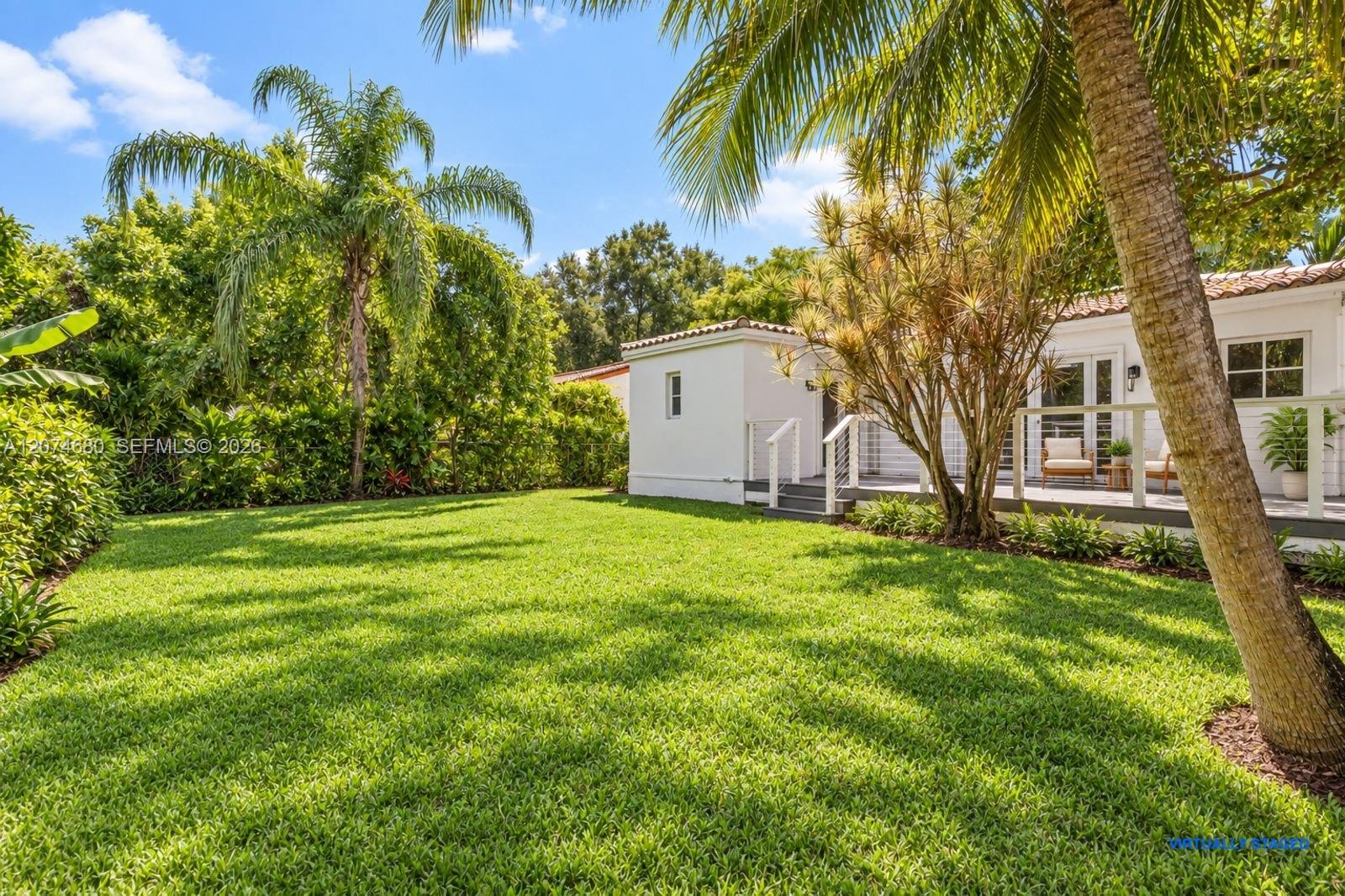 447 Blue Rd