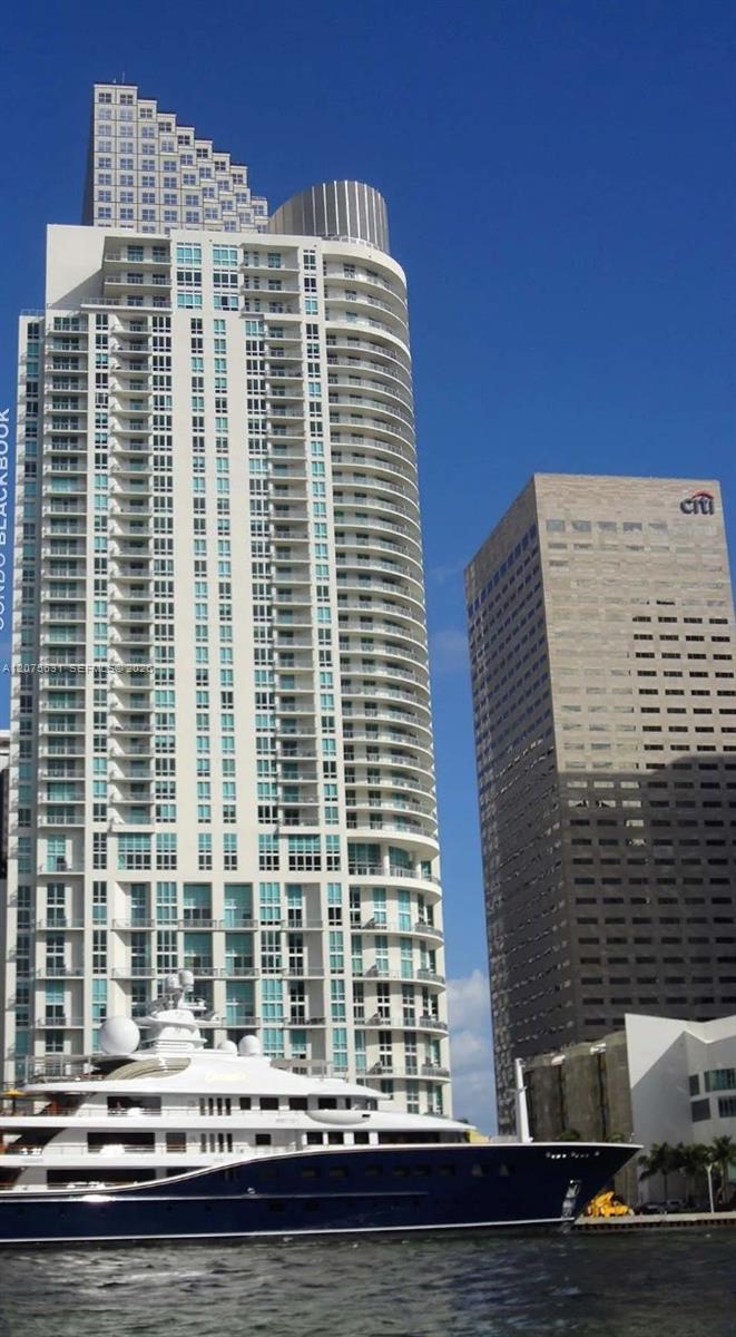 300 S Biscayne Blvd # 2207 Unit: T-2207