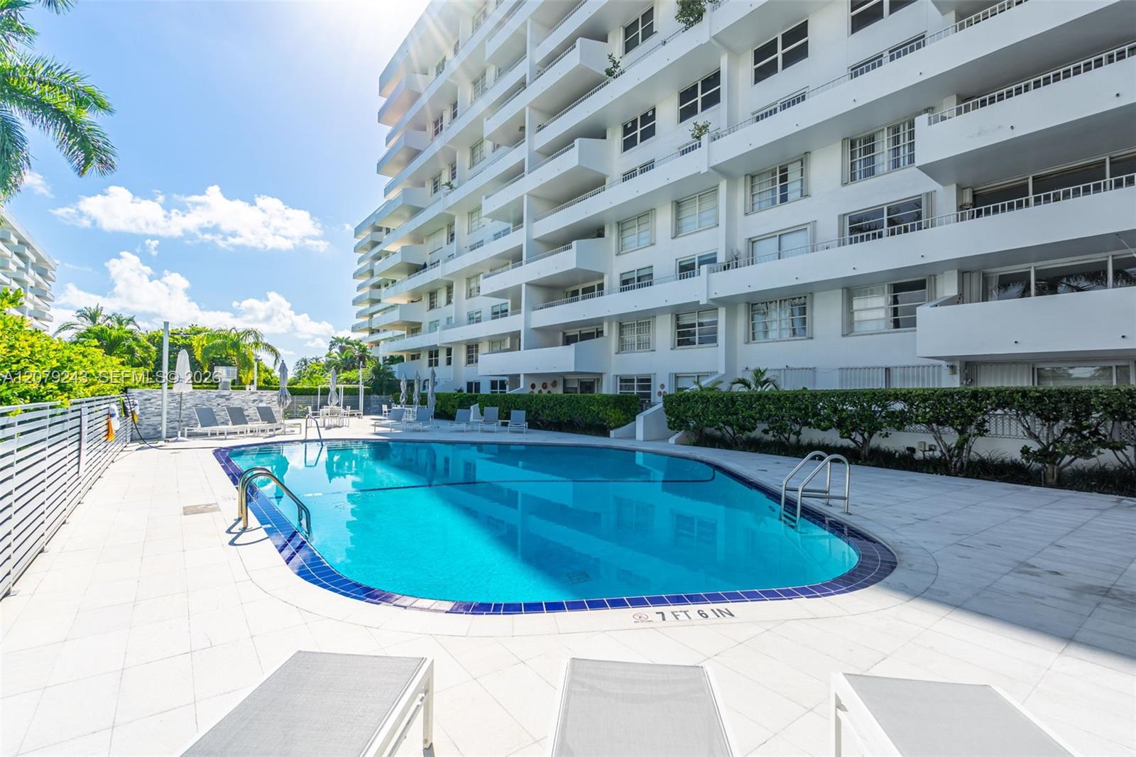 199 Ocean Lane Dr # 206