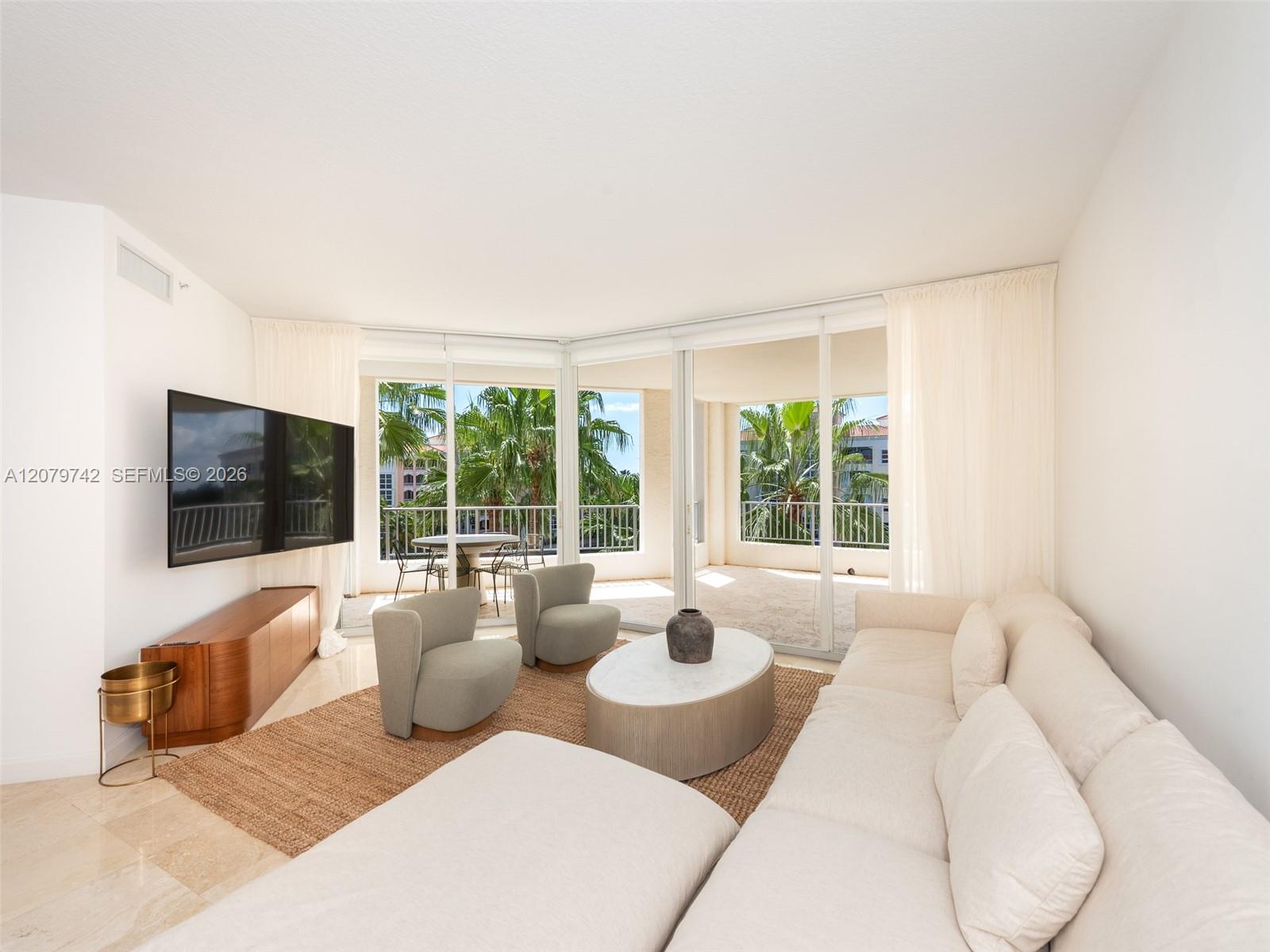 705 Crandon Blvd # 506