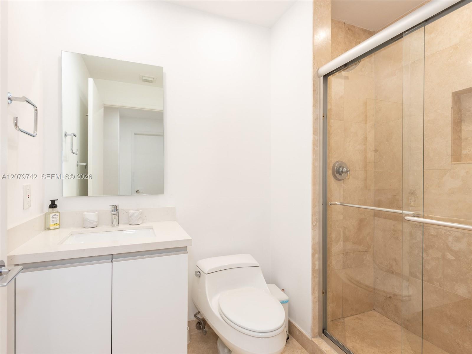 705 Crandon Blvd # 506